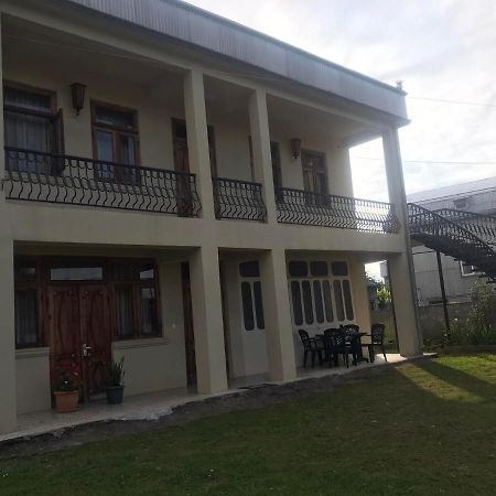 Luka Family Guest House Batumi Exterior foto
